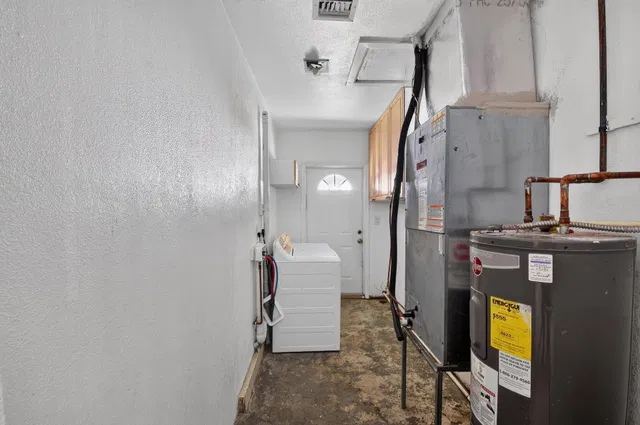 Residence photo 33