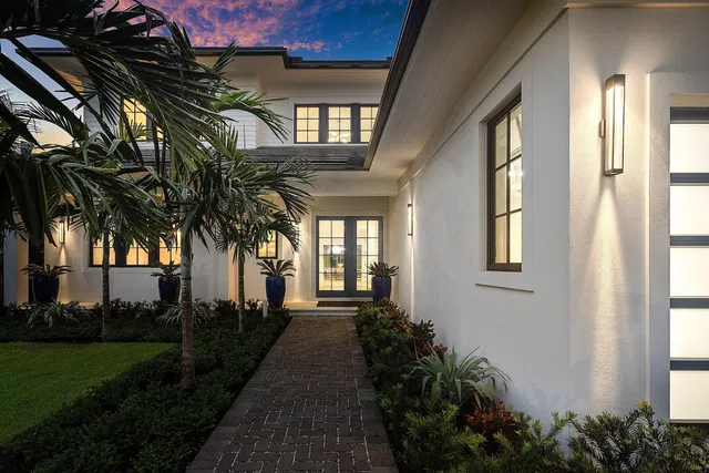 SoSo West Palm Beach Residence photo 2