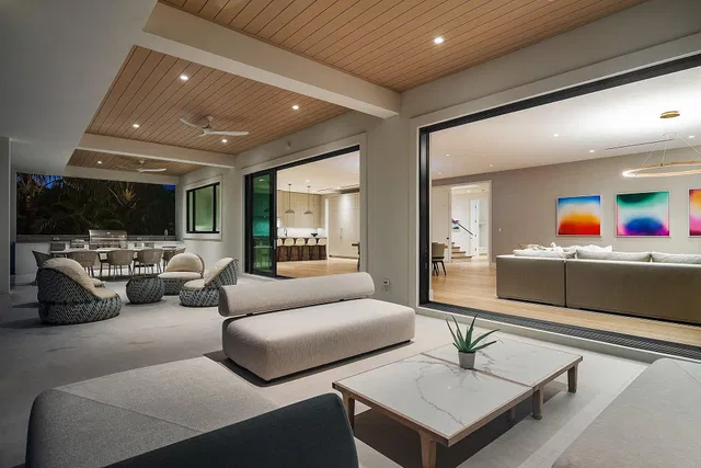 SoSo West Palm Beach Residence photo 4