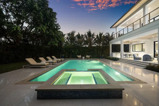 SoSo West Palm Beach Residence photo 5