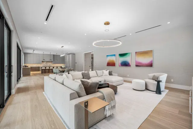 SoSo West Palm Beach Residence photo 19