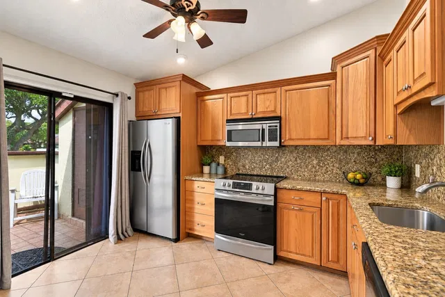  Unit 459 photo 5