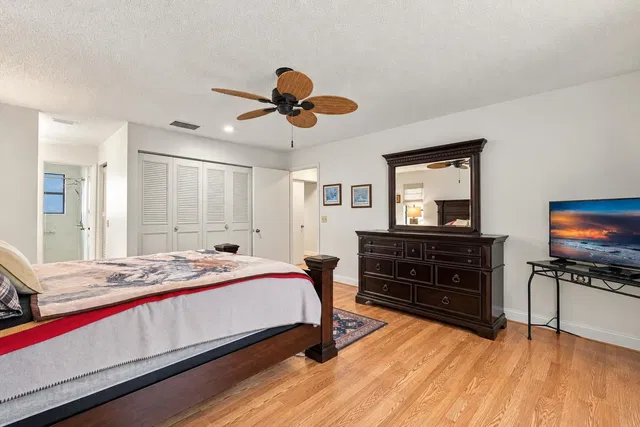  Unit 459 photo 11