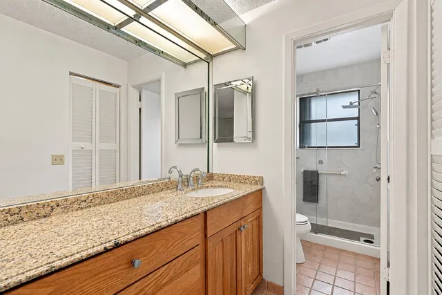  Unit 459 photo 12