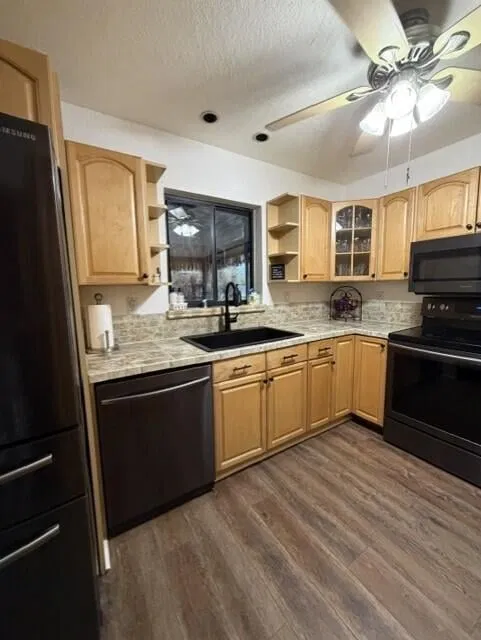 Residence photo 6