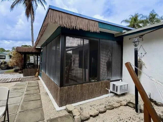 Residence photo 20