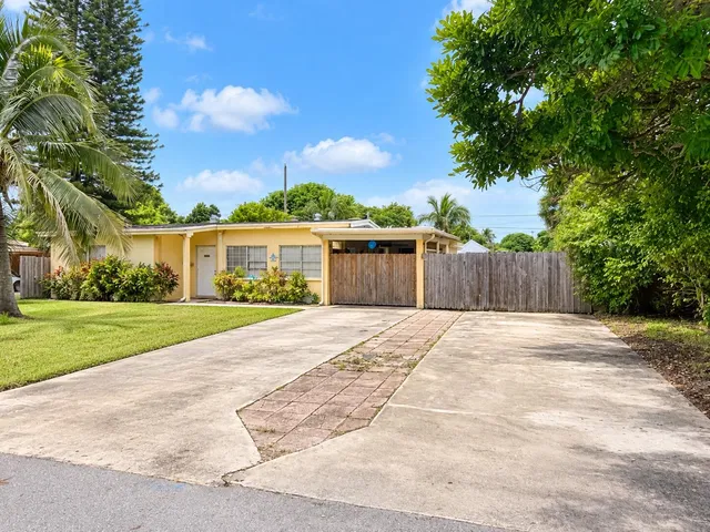 Residence photo 2