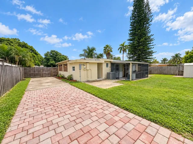 Residence photo 20