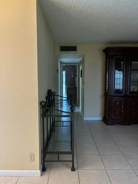  Residence photo 7