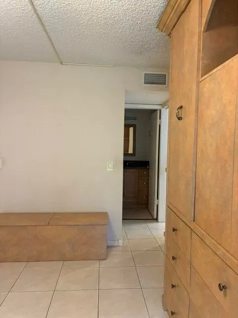  Residence photo 24