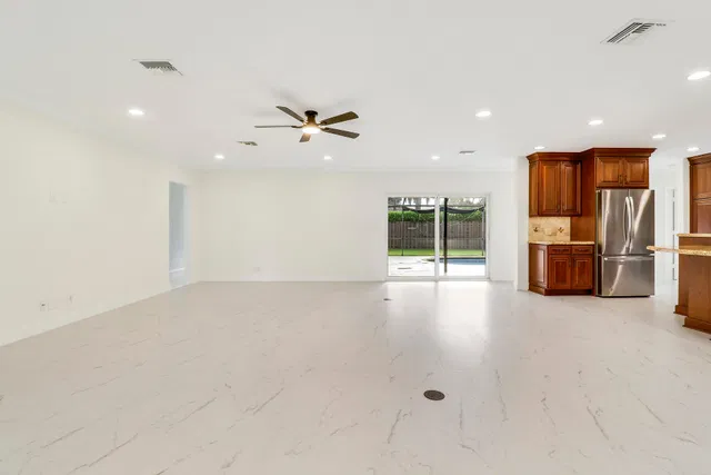 Residence photo 15
