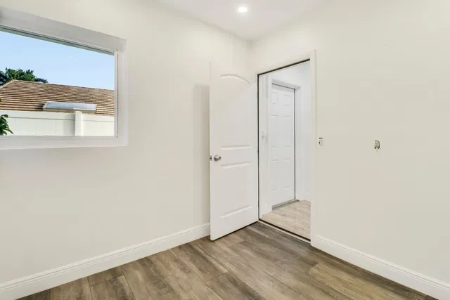 Residence photo 32