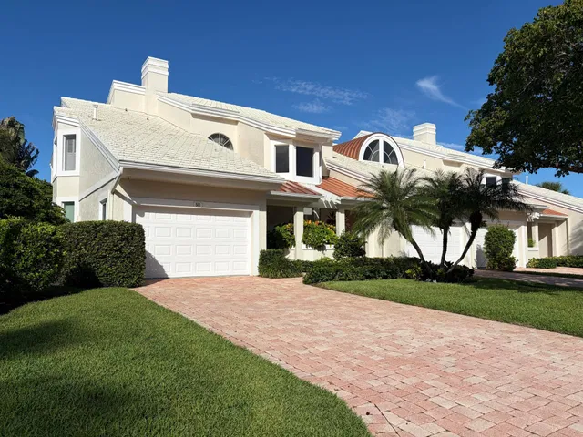 Admirals Cove Residence photo 2