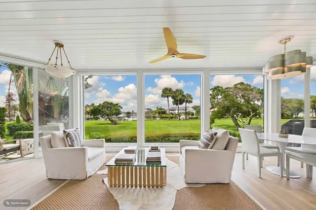 Admirals Cove Residence photo 3