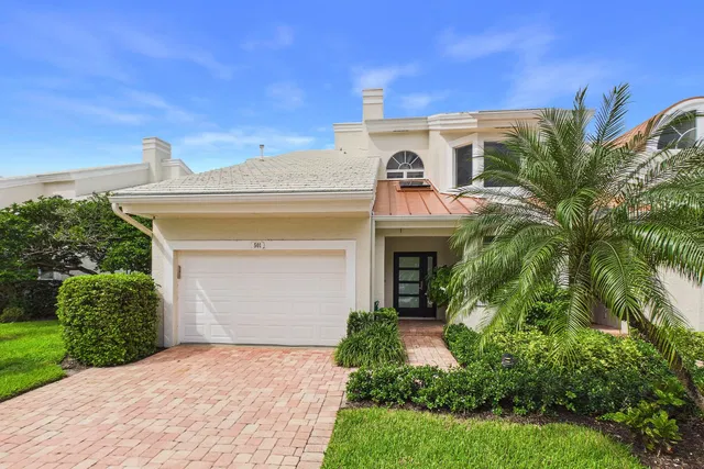 Admirals Cove Residence photo 4