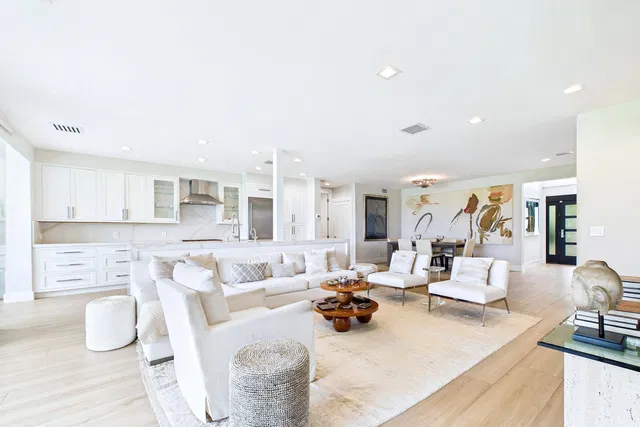 Admirals Cove Residence photo 10