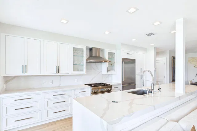 Admirals Cove Residence photo 21