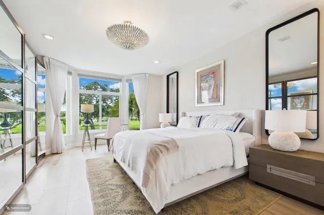 Admirals Cove Residence photo 23