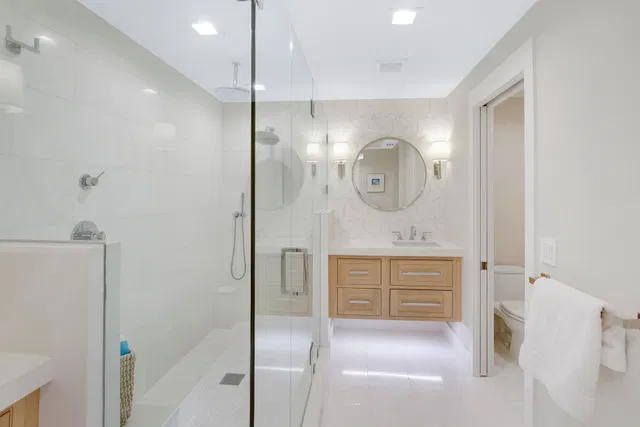 Admirals Cove Residence photo 26
