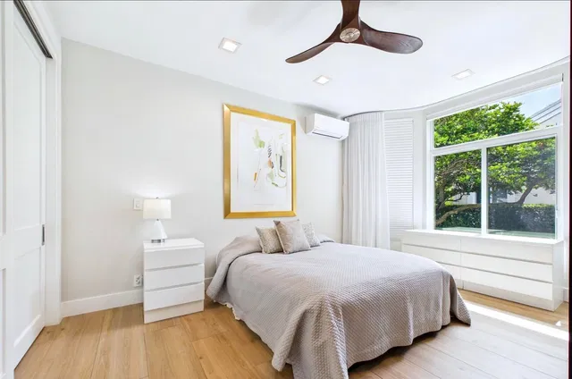 Admirals Cove Residence photo 29