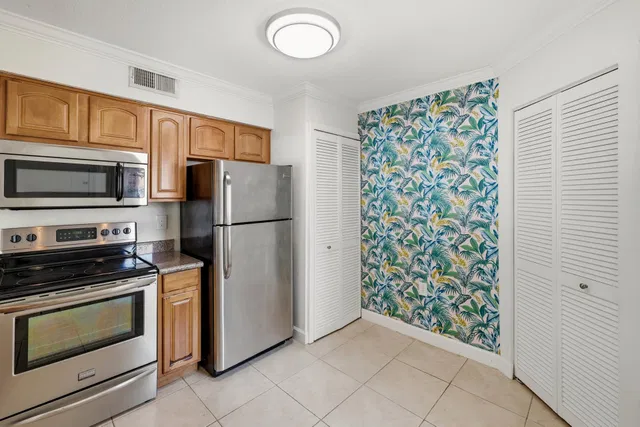 Residence photo 4