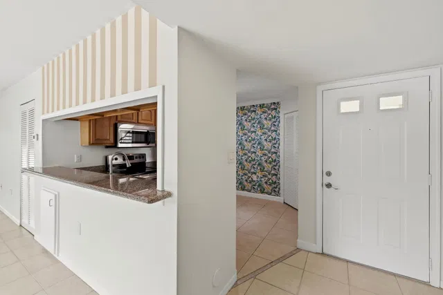 Residence photo 7