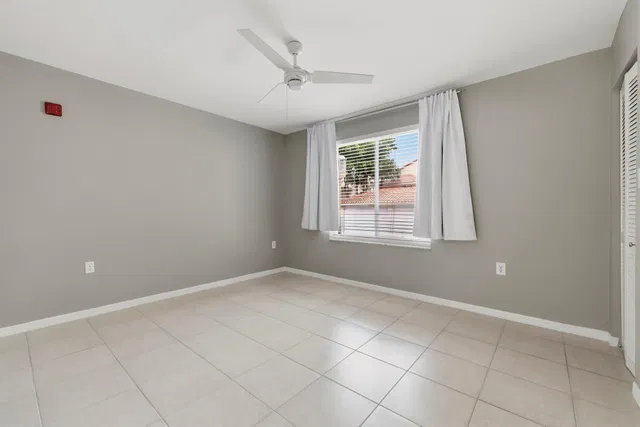 Residence photo 20