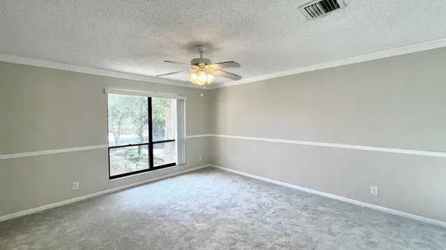  Residence photo 20