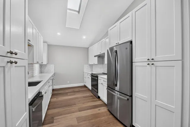  Residence photo 6