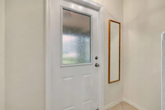 Residence photo 5