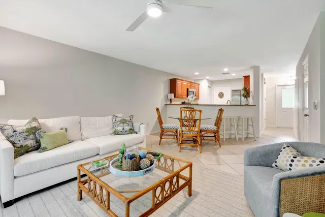 Residence photo 6