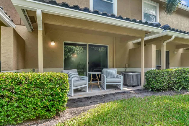 Residence photo 30