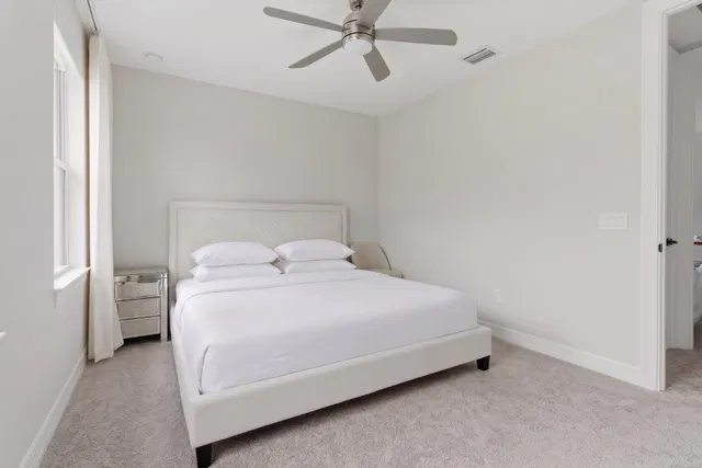 Residence photo 24
