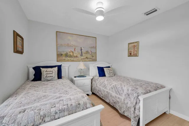 Residence photo 13