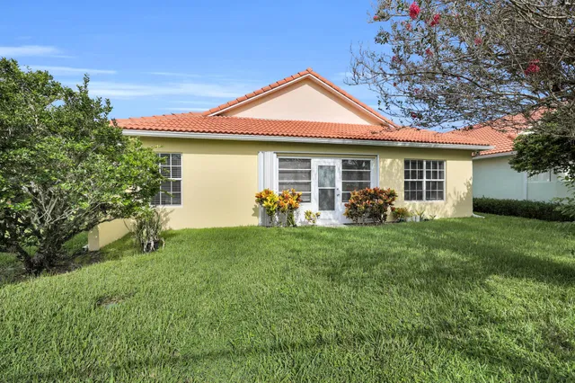 Residence photo 25