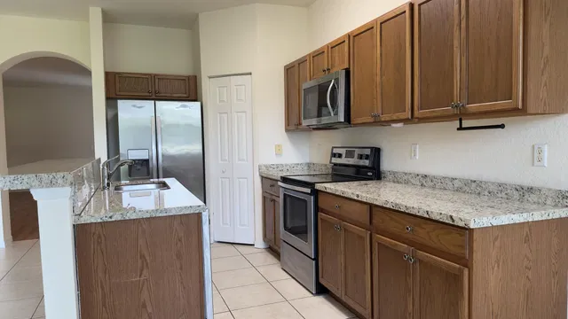 Residence photo 8