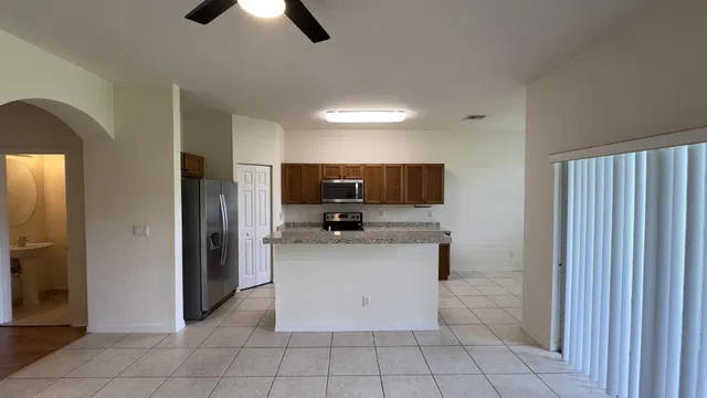 Residence photo 11