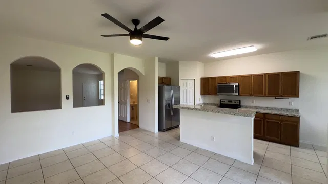 Residence photo 13