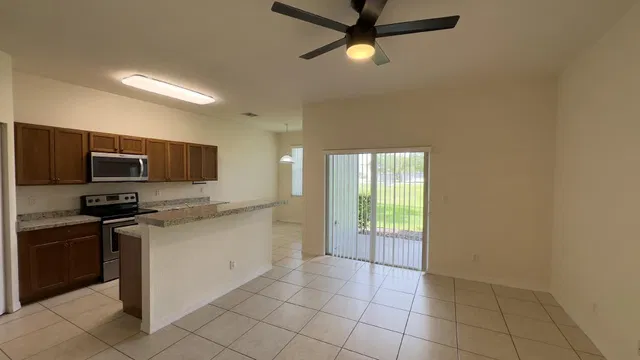 Residence photo 15