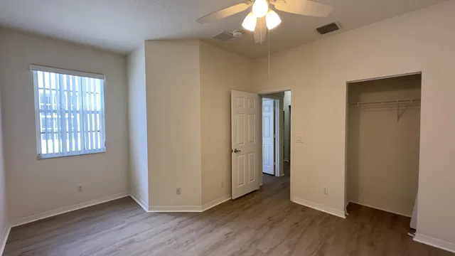 Residence photo 18