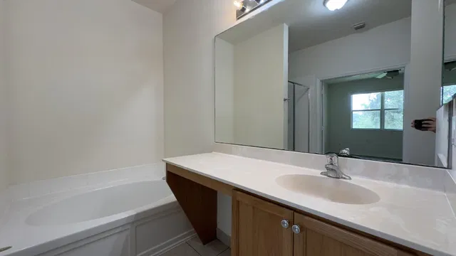Residence photo 25