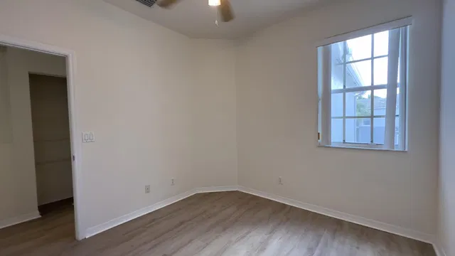 Residence photo 26