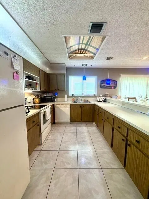 Residence photo 8