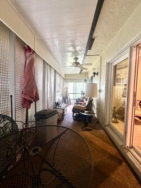 Residence photo 18