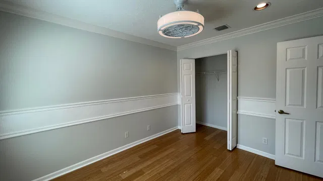 Residence photo 17