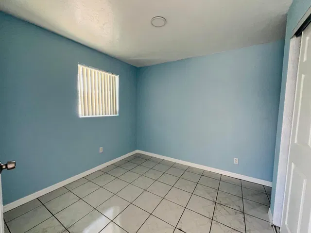  Unit C photo 10