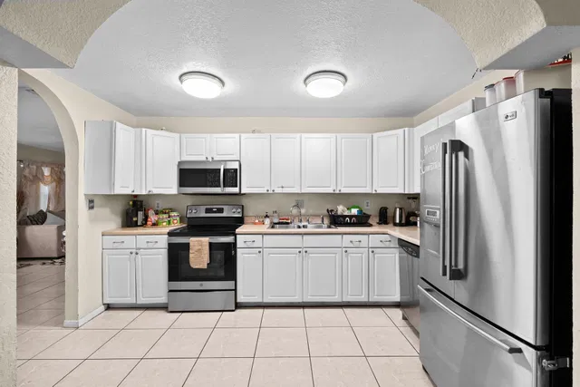 Residence photo 9