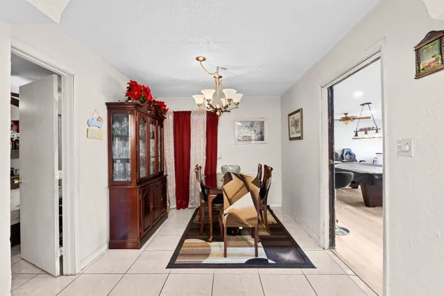 Residence photo 10