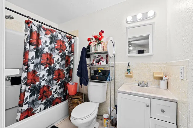 Residence photo 18