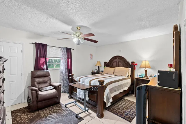 Residence photo 23